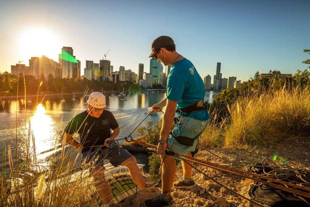 Đu Dây Xuống Vách Đá Kangaroo Point - Chạm Đến Giới Hạn Phiêu Lưu Giữa Trời Brisbane