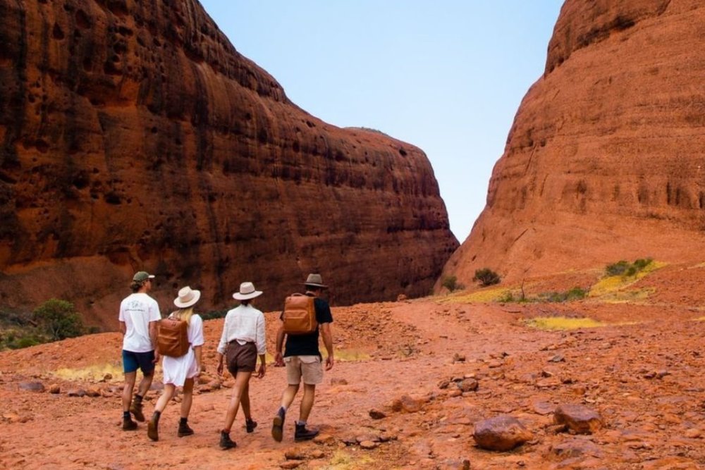 Tour Segway Quanh Uluru - Hành Trình Khám Phá Trái Tim Đỏ Của Nước Úc