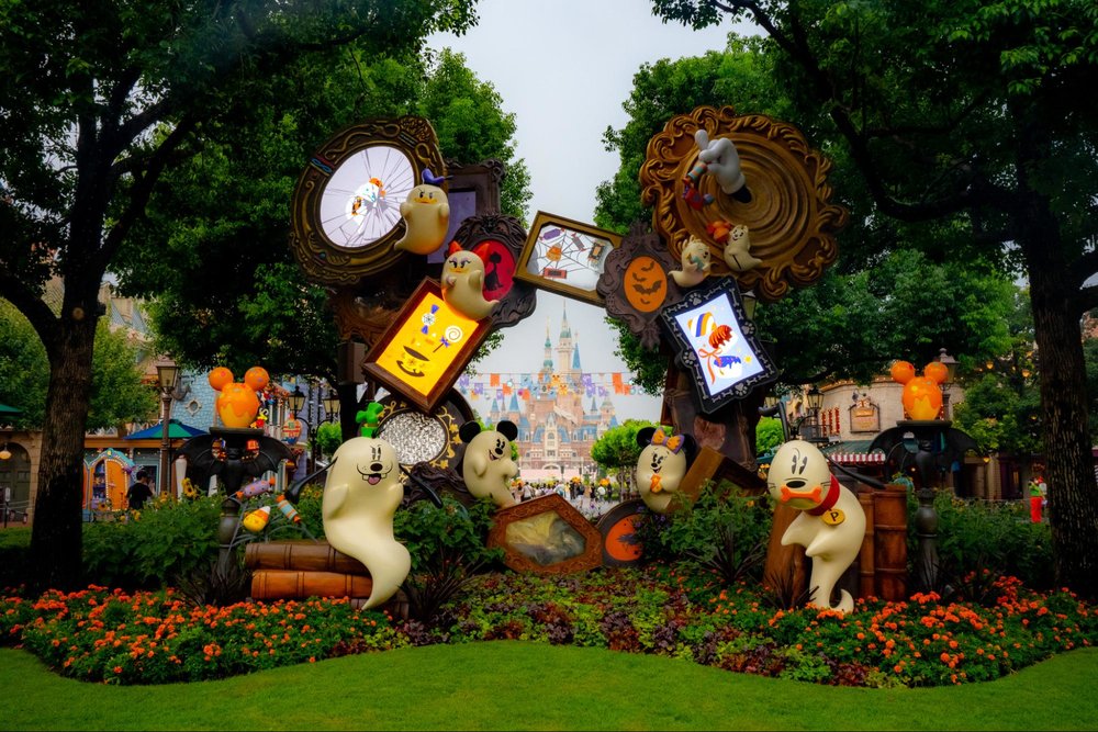 上海ディズニーのハロウィーン特集2025 ハロウィンデコレーション ゲート