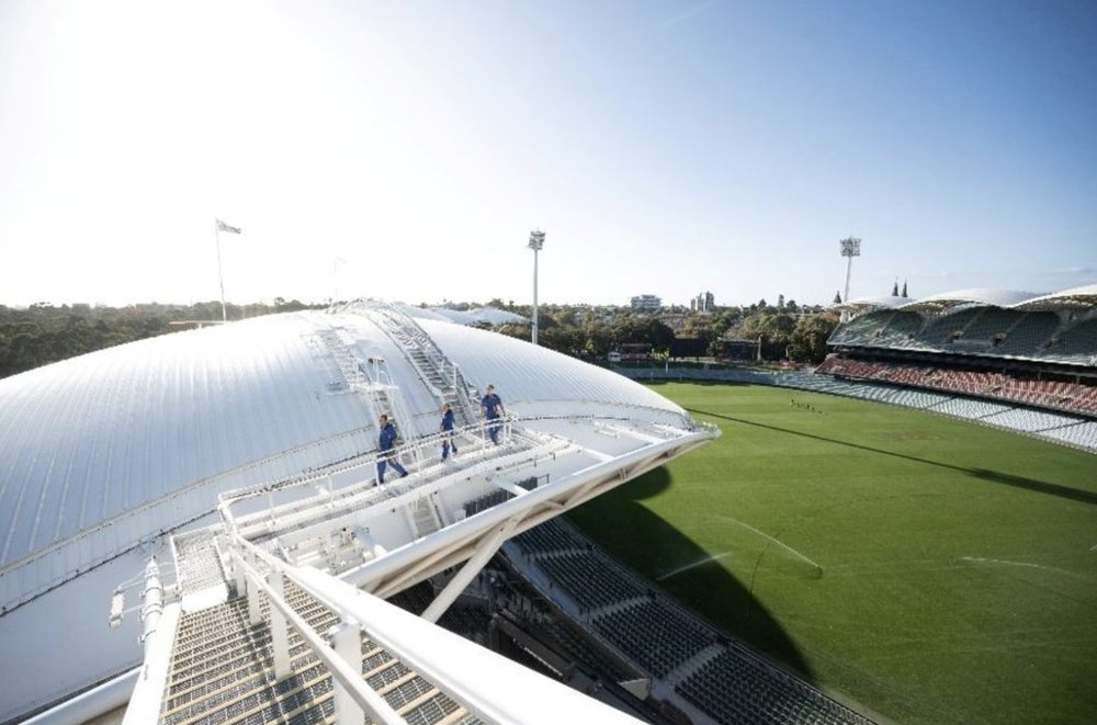 南澳洲, 阿德萊德橢圓體育場