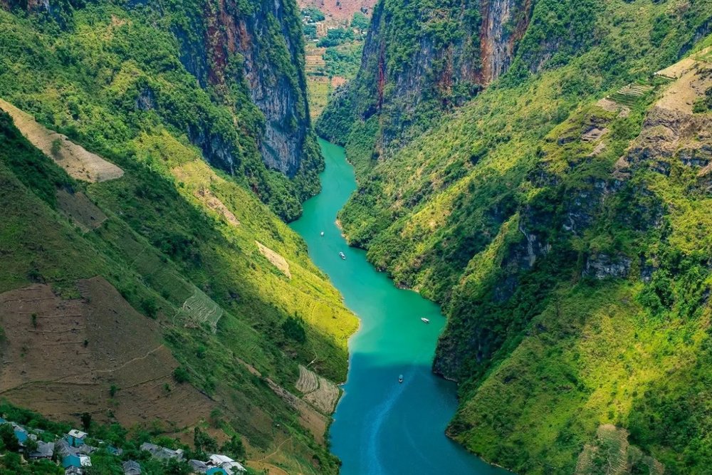 Hà Giang - Hành Trình Giữa Mây Trời Và Ký Ức