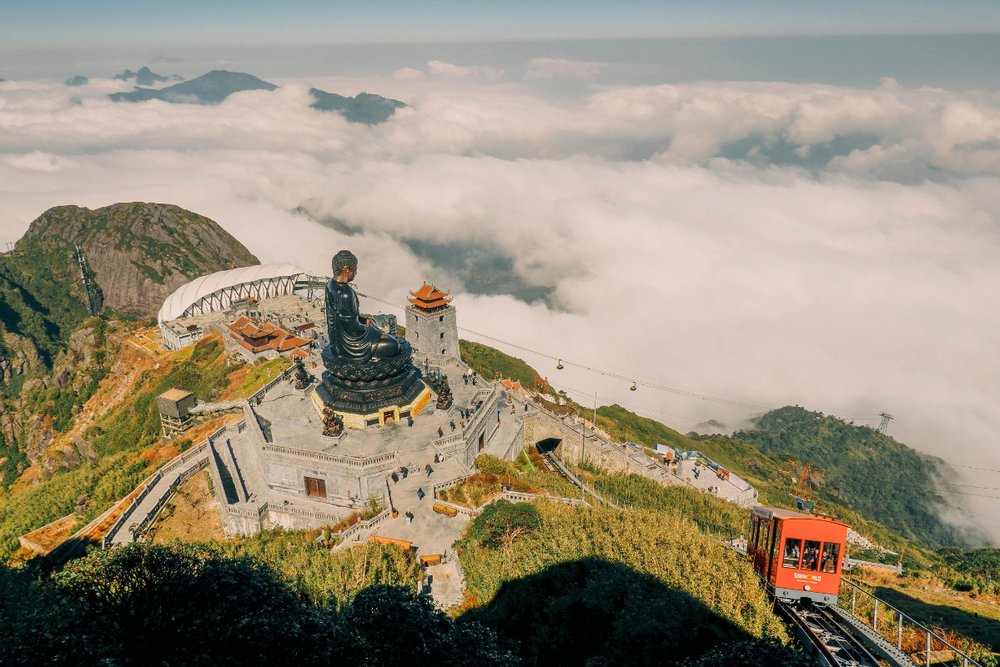 Sun World Fansipan Legend - Chạm Tay Vào Nóc Nhà Đông Dương