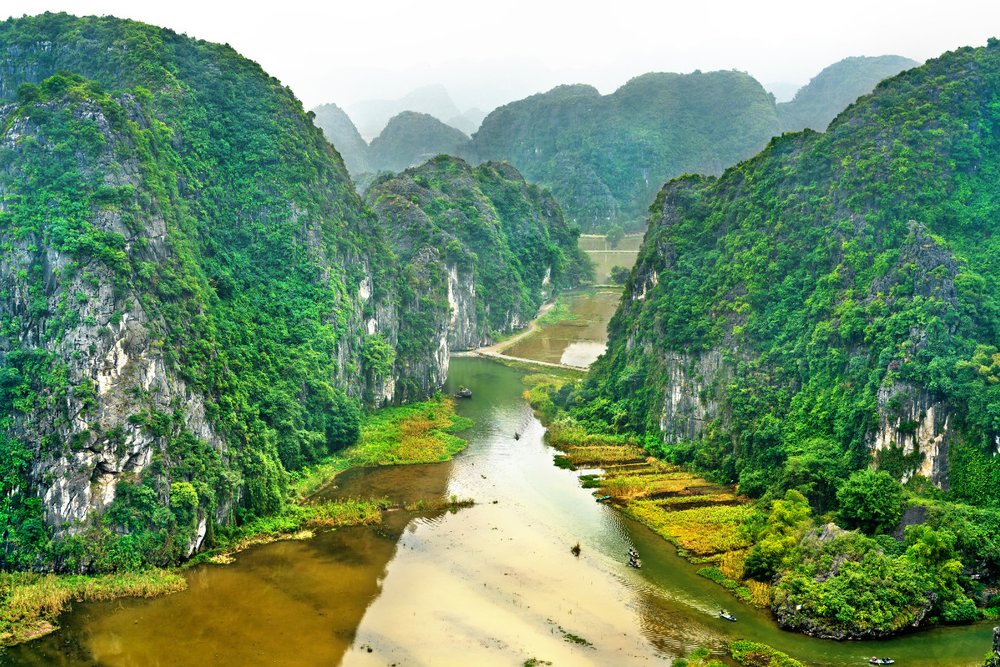 Tràng An - Huyền Thoại Giữa Non Nước Ninh Bình