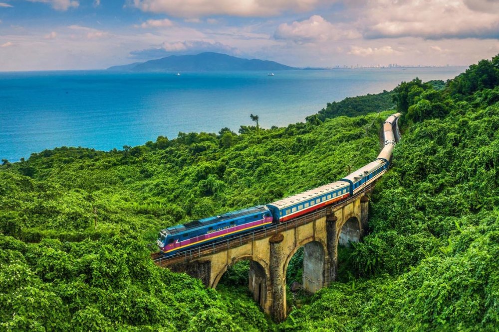 Trải Nghiệm Cung Đường Đèo Hải Vân Đẹp Mê Mẩn