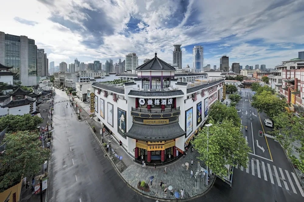 SG - Where to Stay in Shanghai: Top Areas and Best Hotels