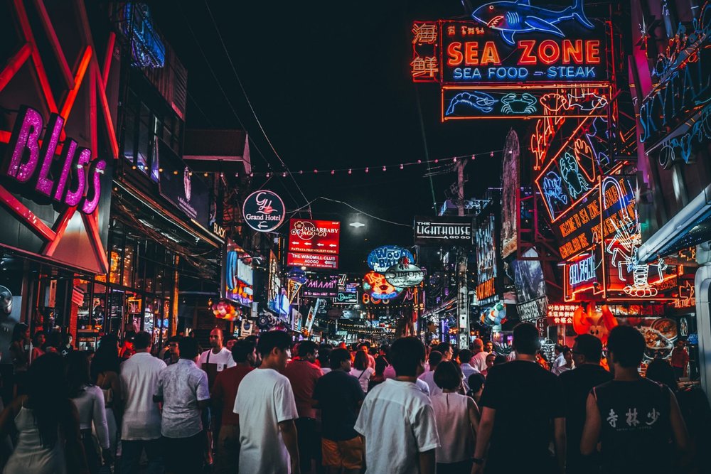 Buổi Tối: Sôi Động Cùng Alcazar Show - Rực Rỡ Đêm Đầu Tiên Ở Pattaya