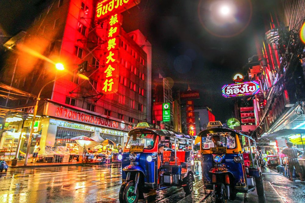 Buổi Tối: Dạo Phố Yaowarat - Hòa Mình Vào Thiên Đường Ẩm Thực Chinatown Và Tạm Biệt Thái Lan