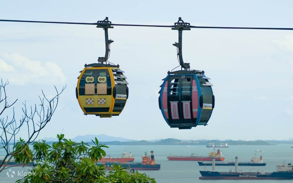 Đi Tàu Đến Đảo Sentosa 