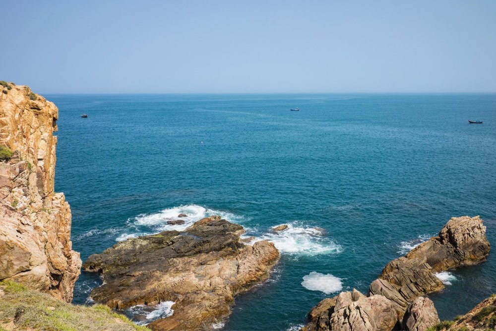 Hòn Ghềnh – Vẻ Đẹp Hoang Sơ Của Biển Trời Mũi Né