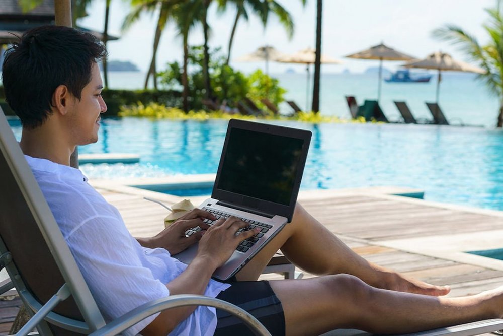 Workation Ở Đà Nẵng - Khi Deadline & Kỳ Nghỉ Chỉ Cách Vài Bước Chân