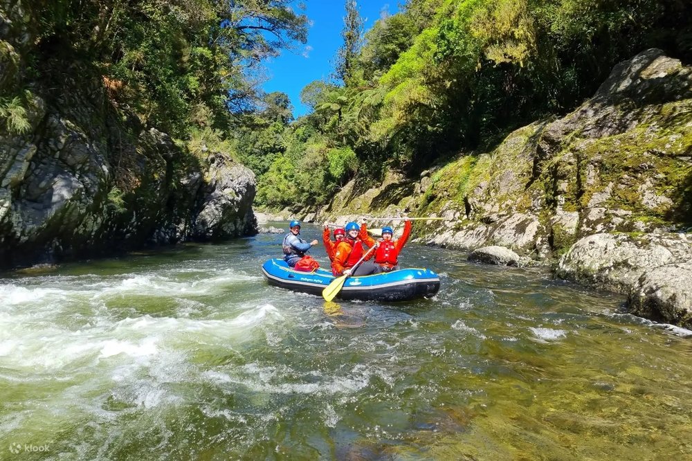 Thử Thách Vượt Thác Tại Sông Te Awa Kairangi