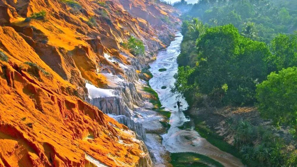 Dạo Bước tại Suối Tiên - "Grand Canyon" của Phan Thiết