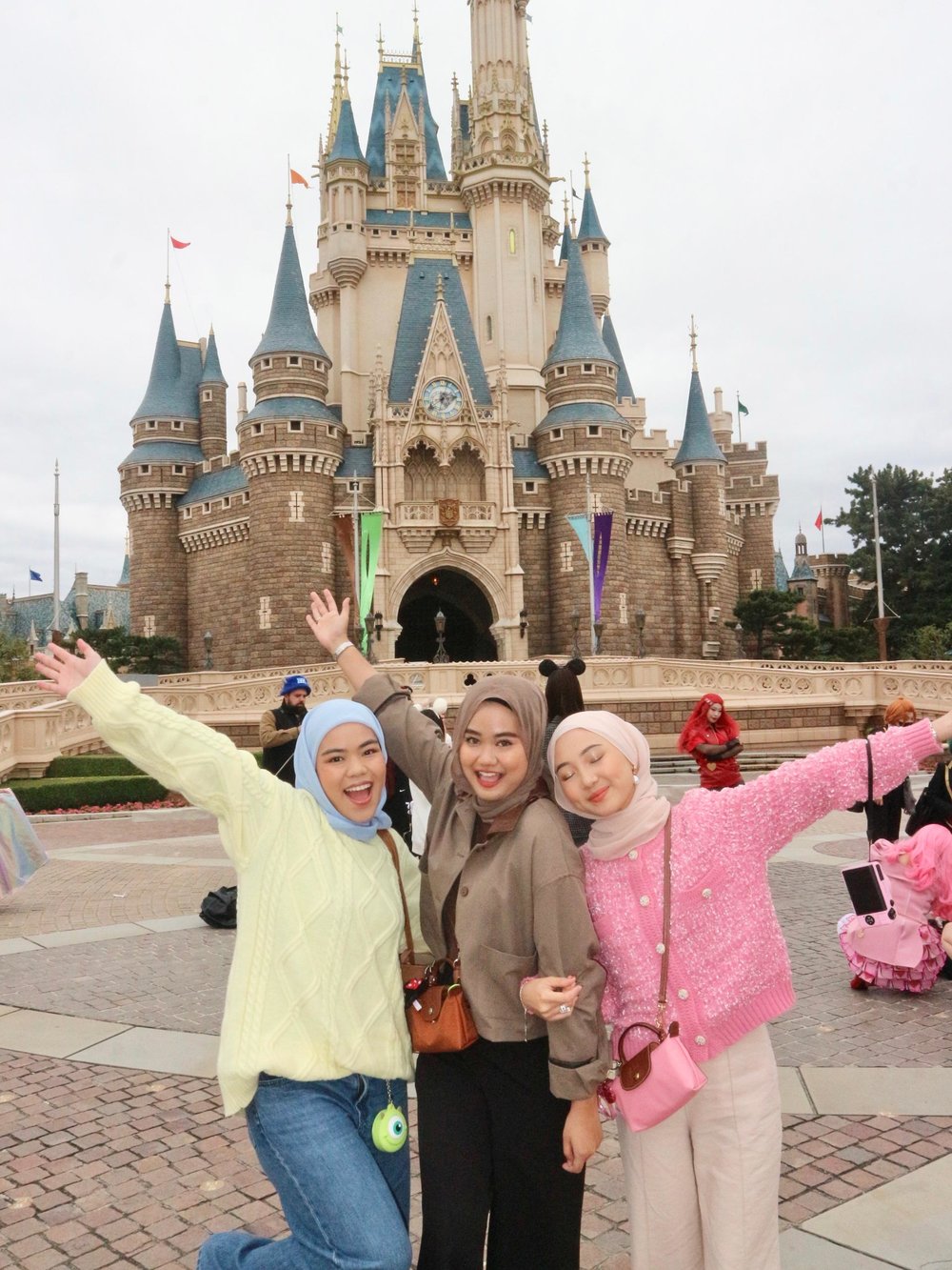 Muslim Friendly Disneyland Tokyo