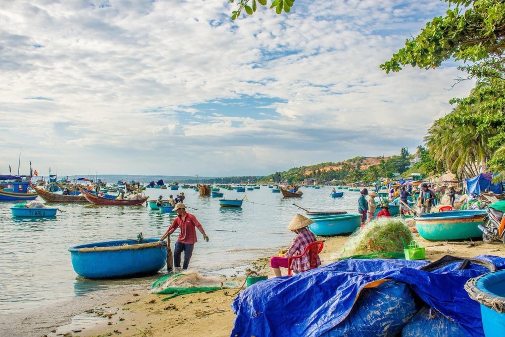 Làng Chài Mũi Né - Khám Phá Nét Đẹp Đời Sống Ngư Dân Truyền Thống
