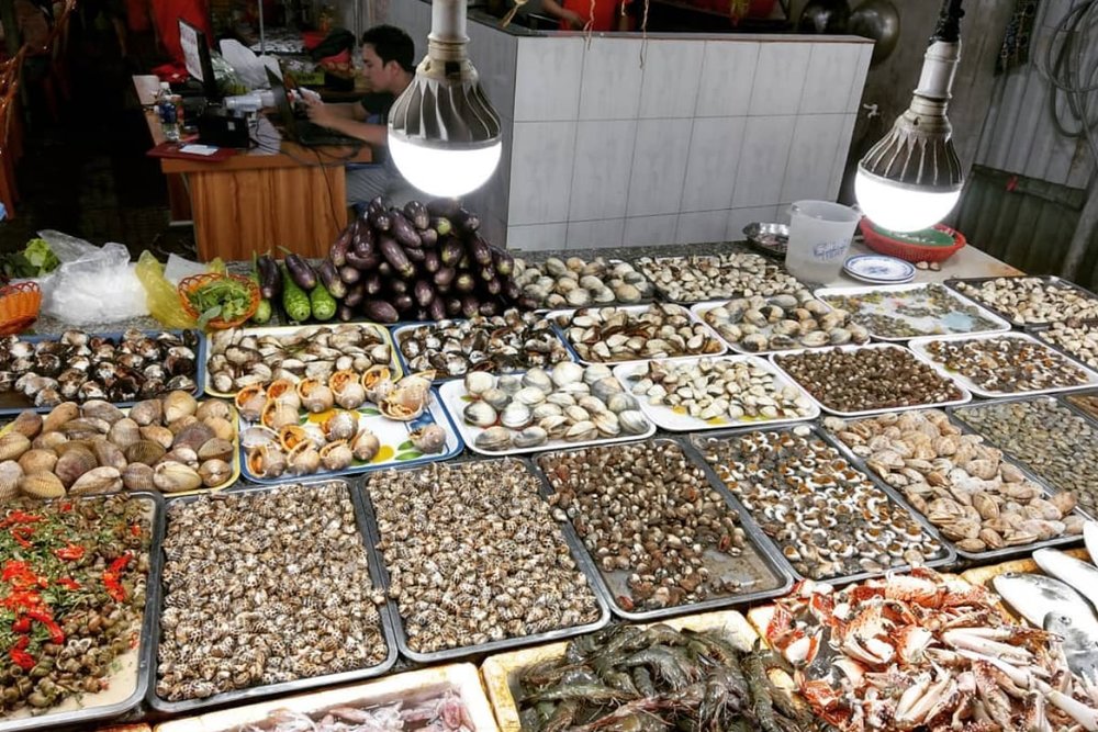 Hải Sản Tươi Côn Đảo: Thiên Đường Ẩm Thực Biển Khó Cưỡng