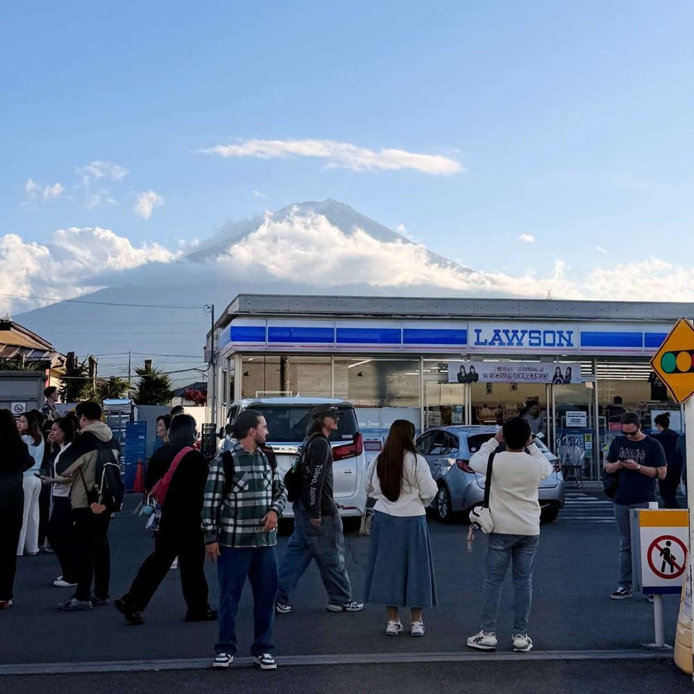 Muslim-friendly Lawson Fuji