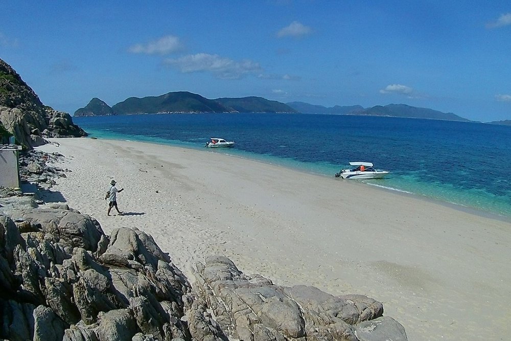 Buổi Trưa: Nghỉ Trên Đảo - Thưởng Thức Hải Sản Nhẹ