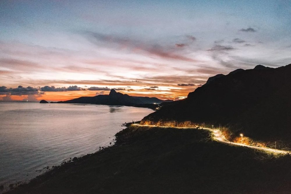 Buổi Chiều: Ghé Bãi Đầm Trầu - Thiên Đường Hoàng Hôn