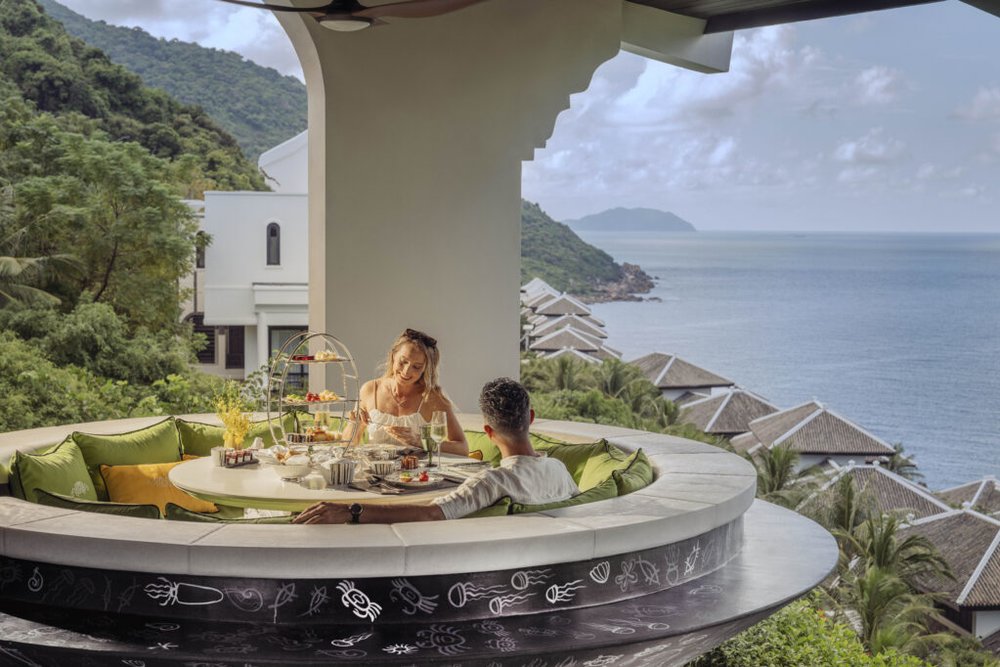  Trà Chiều “Chanh Sả” Tại Intercontinental Da Nang