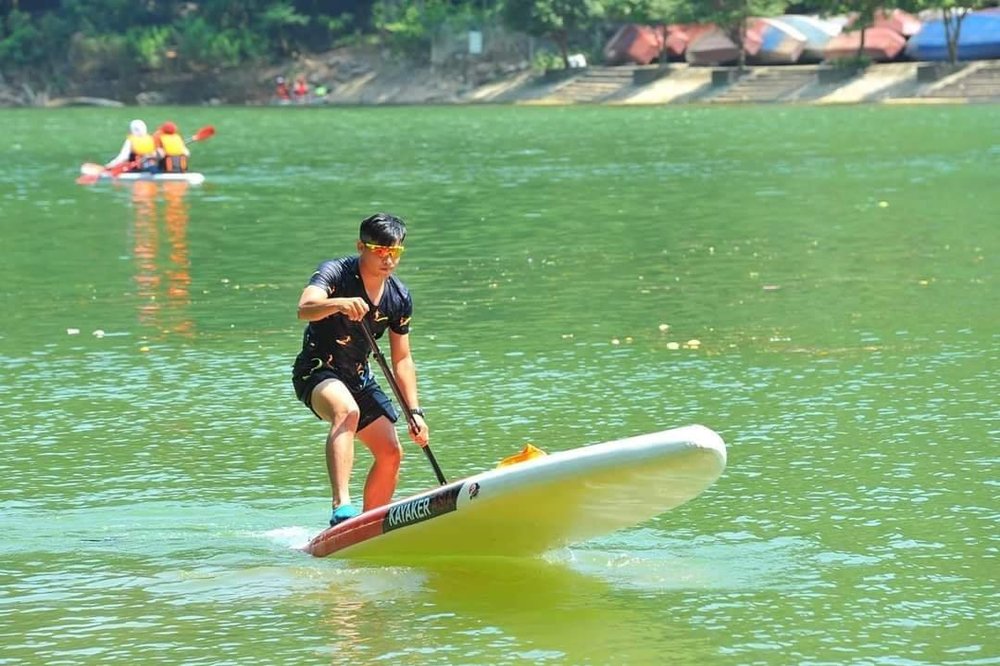 Chèo SUP & Kayak Trên Hồ 