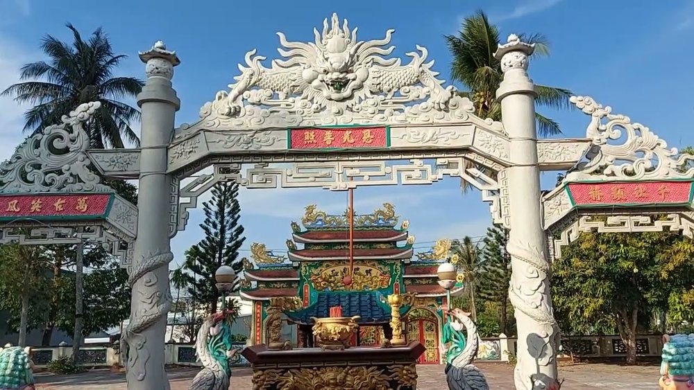 Chùa Ông Suối Đá