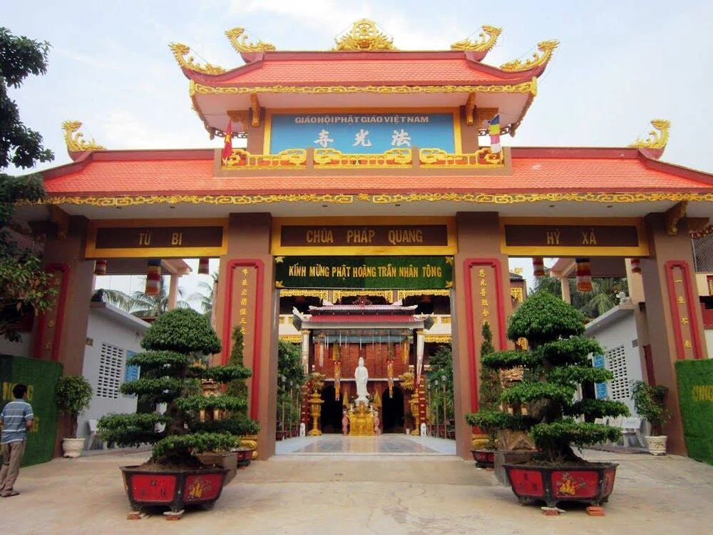 Chùa Pháp Quang Phú Quốc