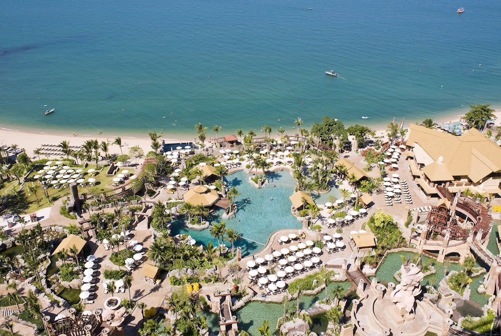 Centara Grand Mirage Beach Resort Pattaya, one of the best resorts to stay in Wong Amat Beach