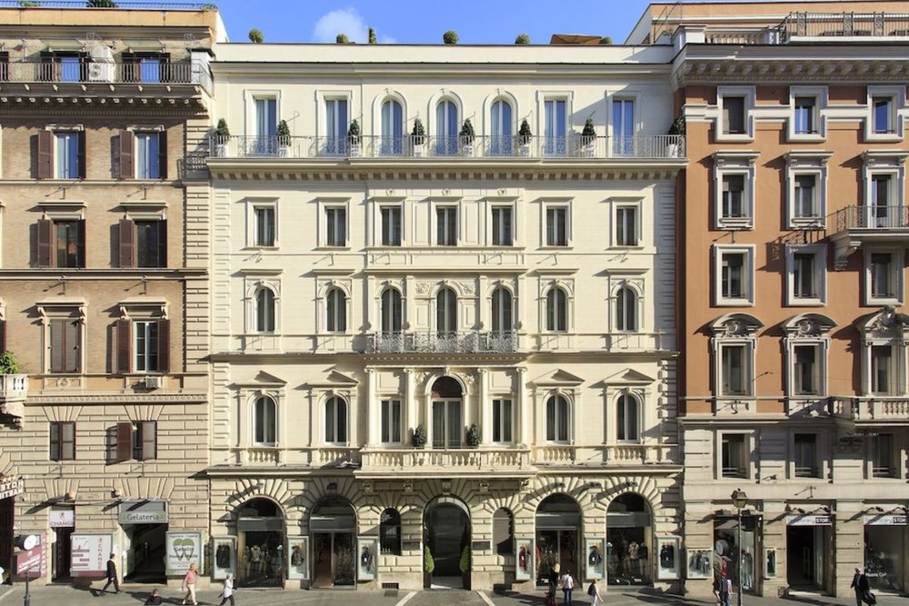 Hotel Artemide facade