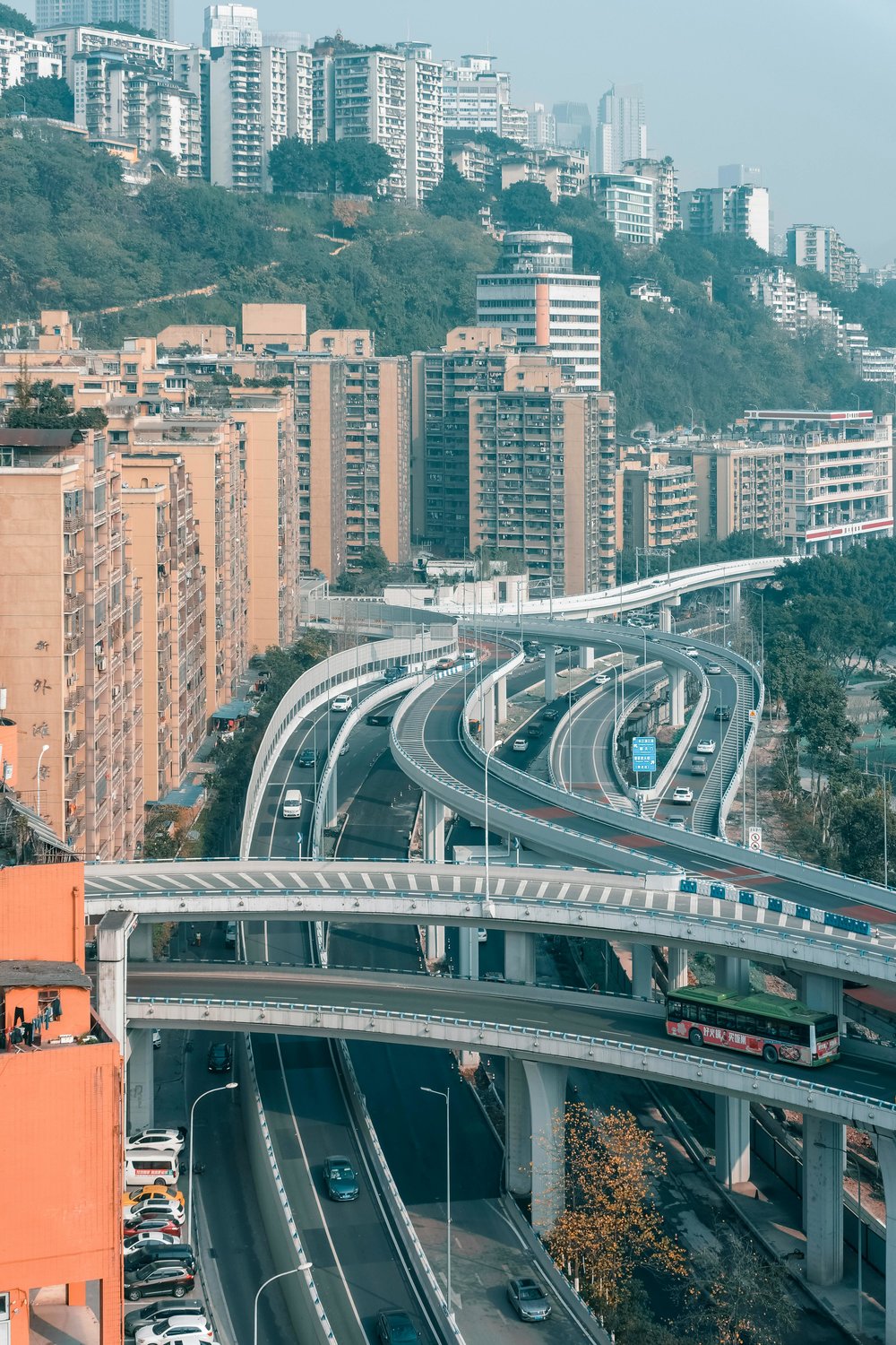 SG - Chongqing roads & city