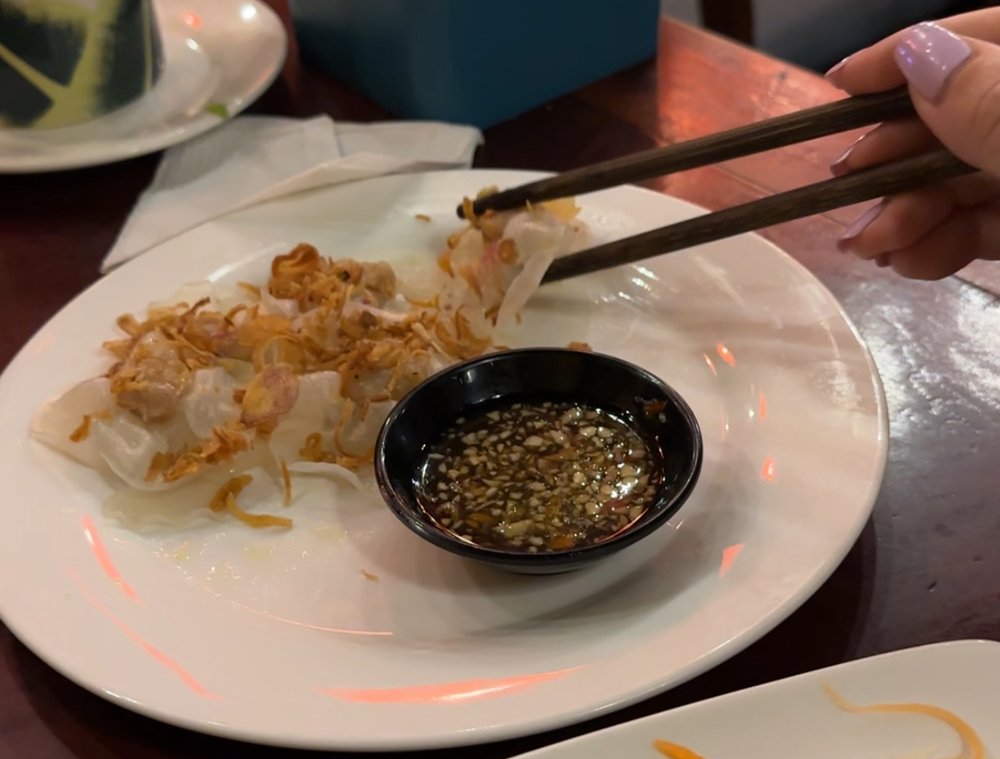 white rose dumplings, a popular food to eat in hoi an vietnam
