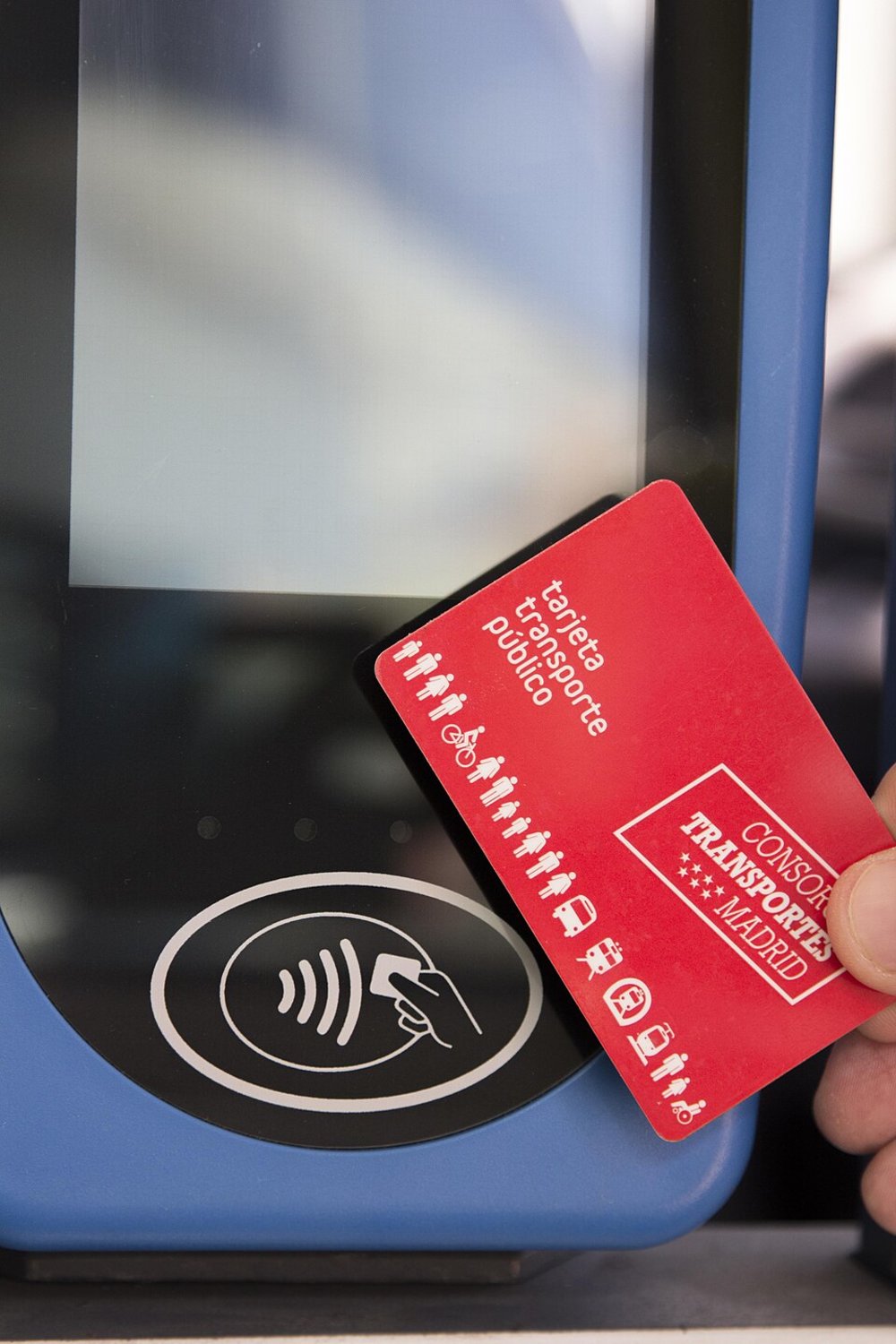 Red tap and go card on EMV card reader