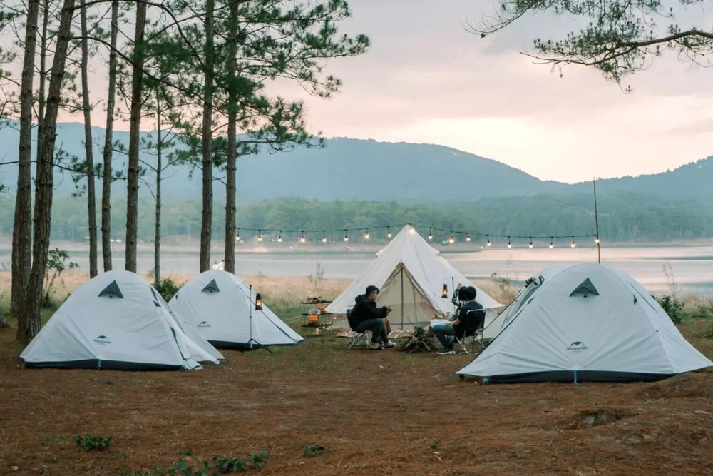 Khu Dã Ngoại Hồ Tuyền Lâm Đà Lạt: Thiên Đường Cắm Trại Bên Mặt Hồ Lãng Mạn