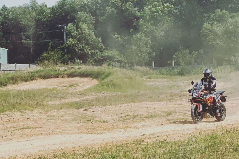 Xe Máy Hoặc Ô Tô Cá Nhân - Chủ Động Tuyệt Đối