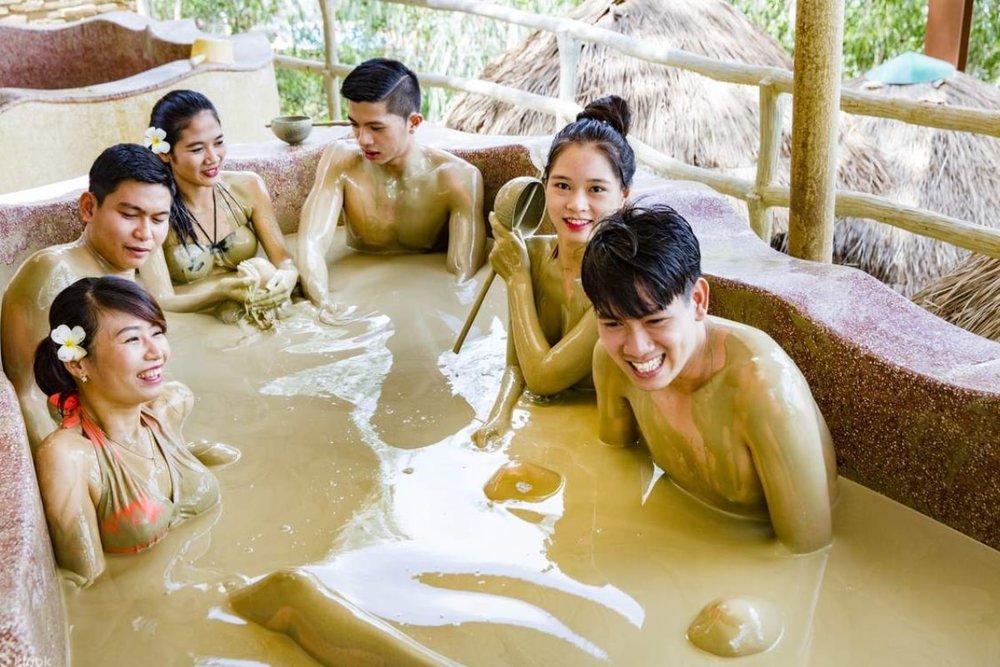 Trải Nghiệm Tắm Bùn Thư Giãn Tại Phú Quốc 