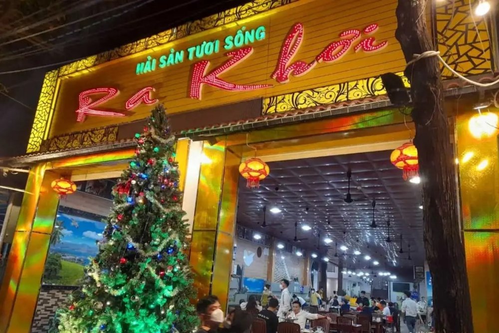 Quán Ra Khơi Phú Quốc - Nơi Thưởng Thức Hải Sản Tươi Sống Đúng Điệu