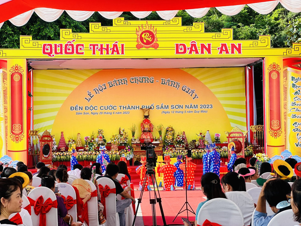 Lễ Hội Bánh Chưng - Bánh Giầy