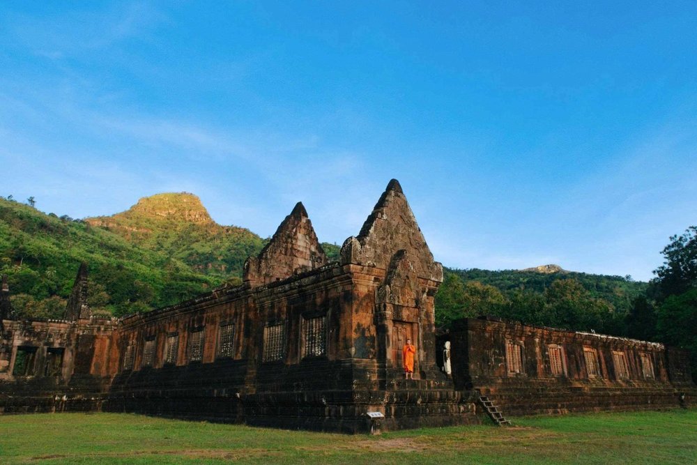 Wat Phu Tok - Ngôi Chùa Gỗ Treo Lưng Núi Nổi Tiếng