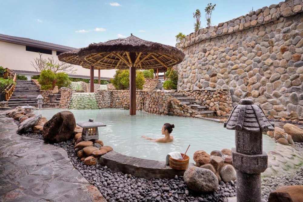  Ngâm Khoáng Mae On - Phiên Bản Yên Tĩnh Hơn, Ít Người Hơn