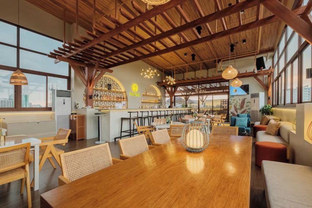 Nichols Airport Hotel