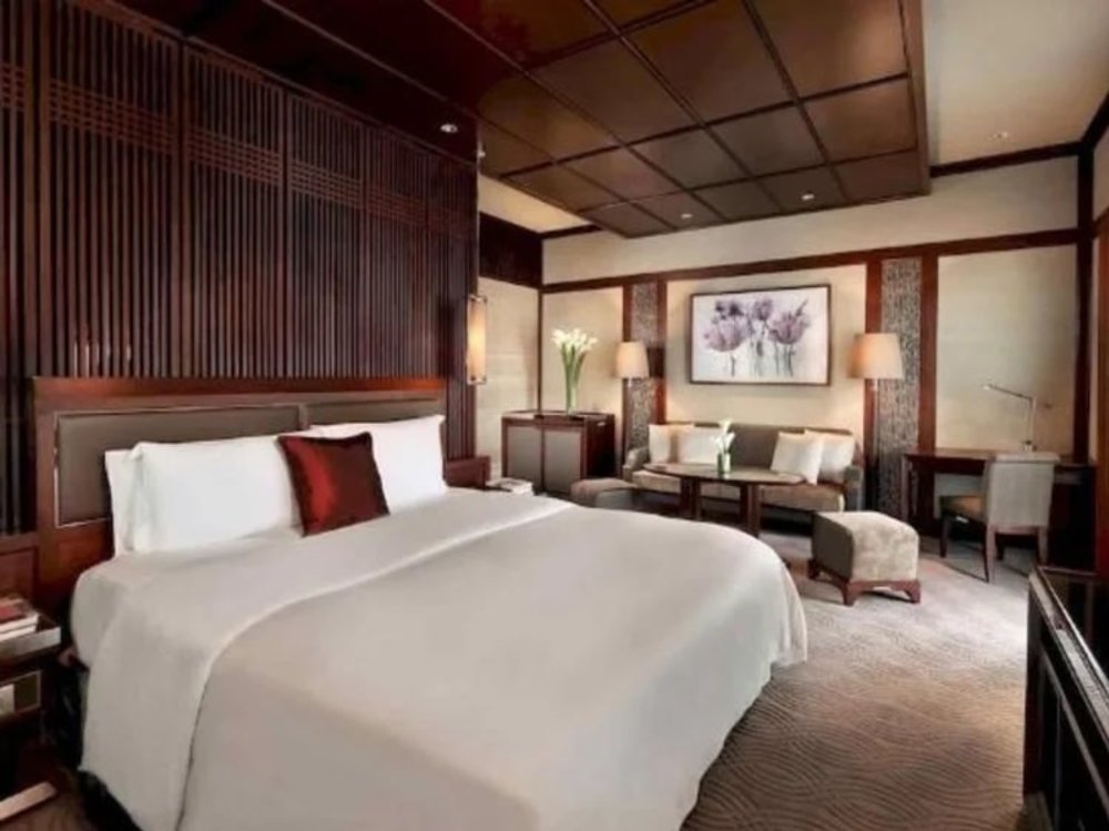 Sofitel Philippine Plaza Manila