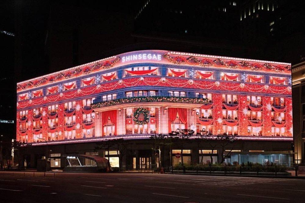 明洞新世界聖誕燈光表演