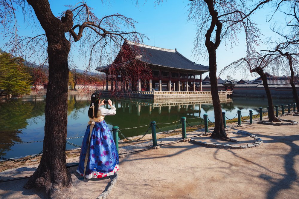 Giá Vé Cung Điện Gyeongbokgung Tham Khảo