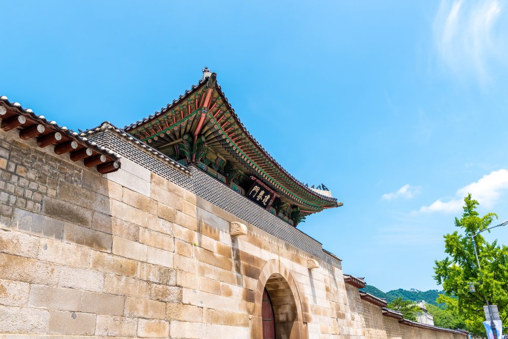 Cổng Geonchunmun: Nơi Thái Tử Và Quan Lại Từng Qua Lại