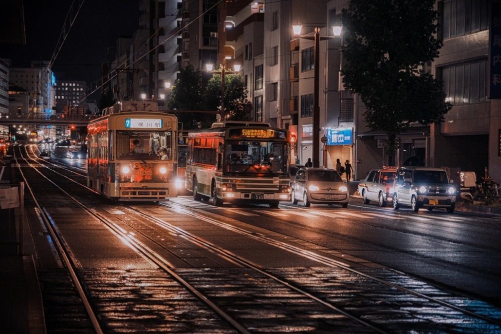 Buổi Tối: Dạo Phố & Khám Phá Hiroshima Về Đêm