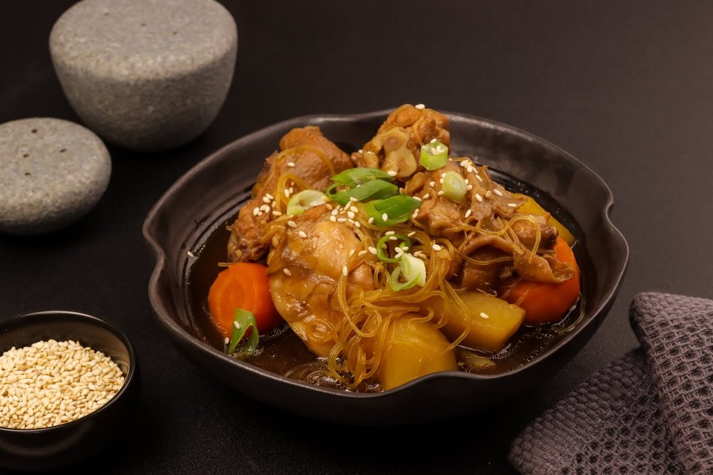 Bongchu Braised Chicken (Myeongdong) - Gà Om Sốt Tương Độc Quyền