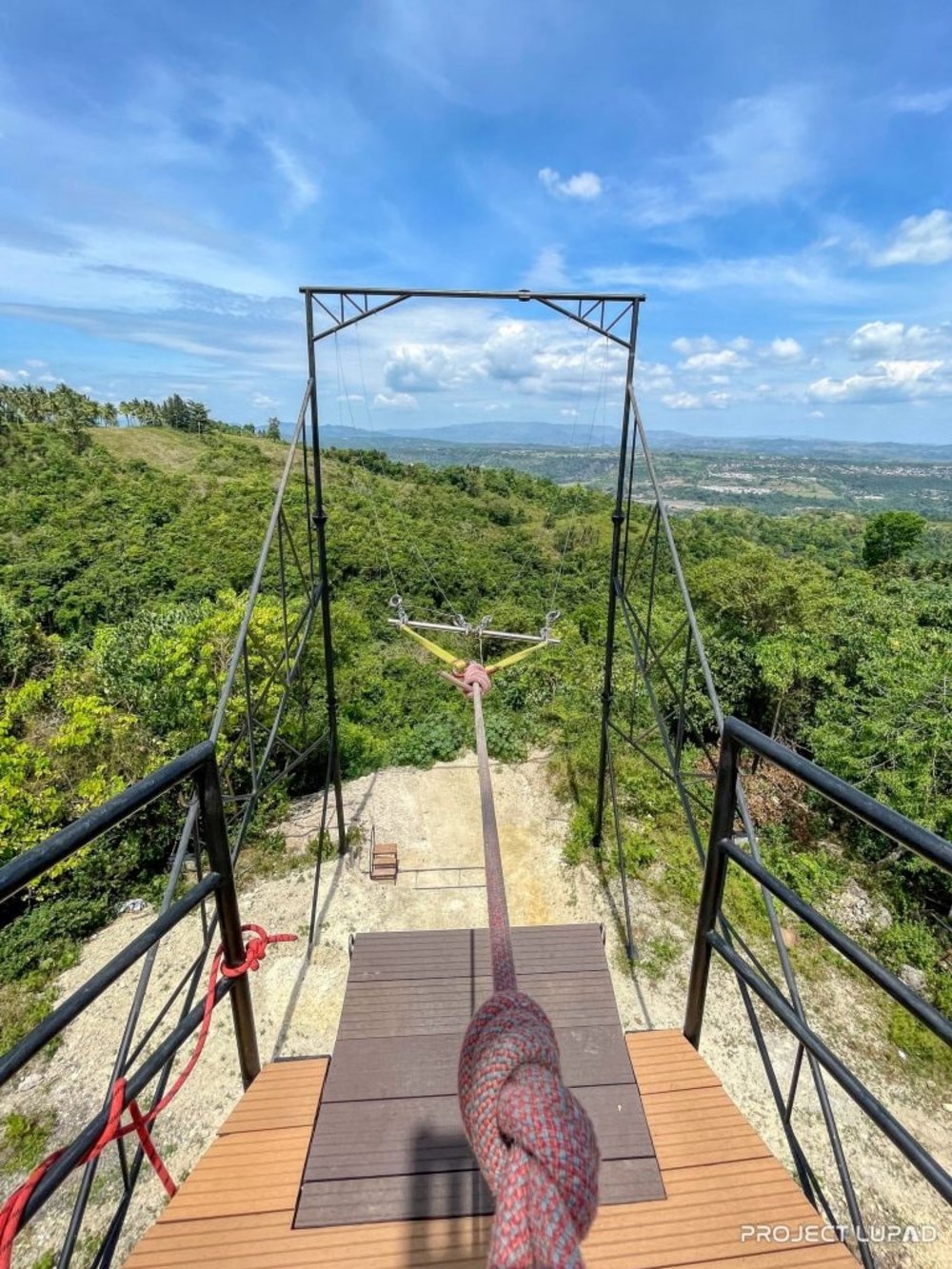 Breathtaking Giant Swing at Amaya View in Cagayan de Oro (Source: Project LUPAD)