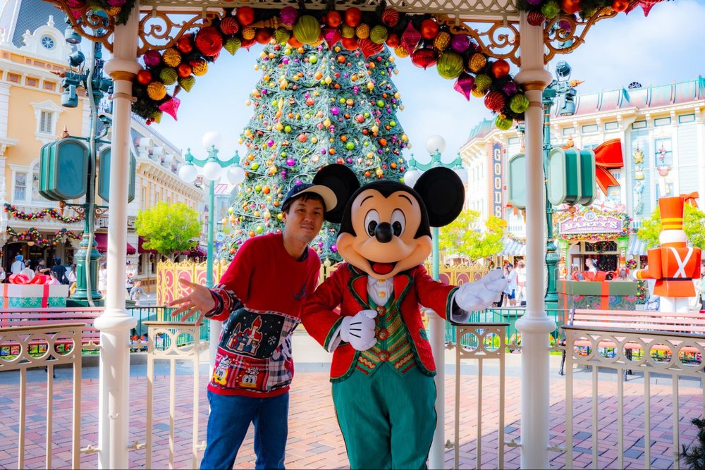 20周年の香港ディズニーランドのクリスマスへ！　ミッキー　クリスマスツリー