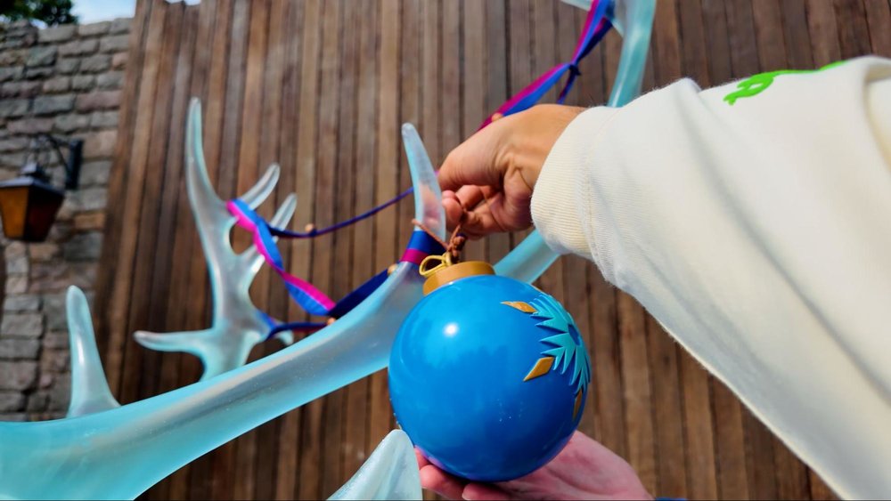 20周年の香港ディズニーランドのクリスマスへ！　ワールド・オブ・フローズン　氷で出来たスヴェン