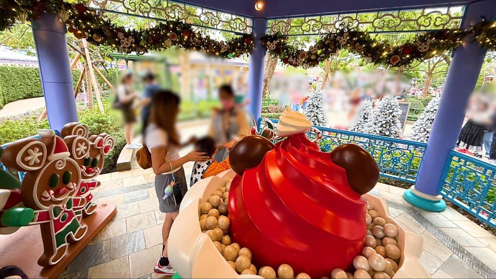 20周年の香港ディズニーランドのクリスマスへ！　クリスマスのカプセルトイ　会計