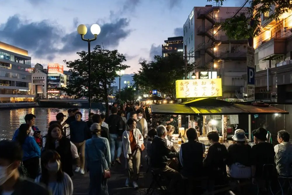 Buổi Tối - Tận Hưởng Fukuoka Khi Lên Đèn